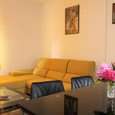 Mantenjin Appartamento *